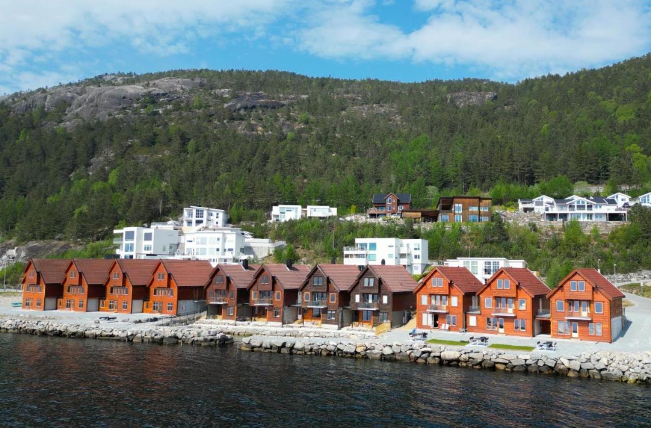Preikestolen Panorama - Seaside Apartments Jørpeland Dış mekan fotoğraf